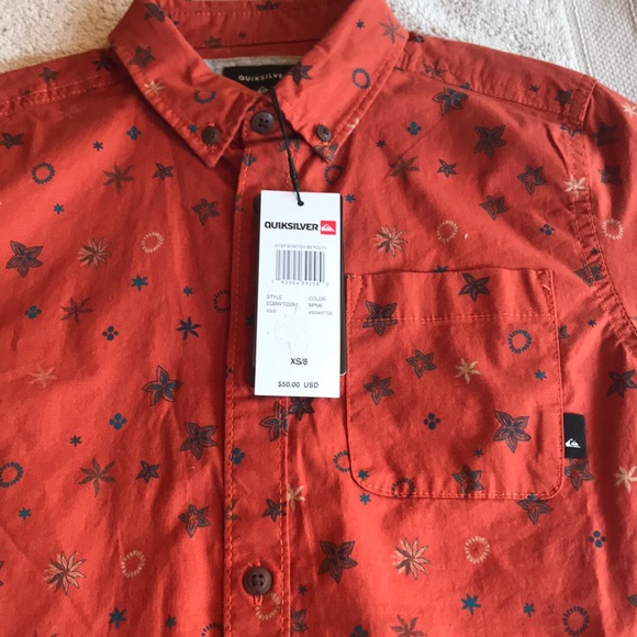 QuikSilver Boys Button Down Shirt. NWT - Picture 2 of 3